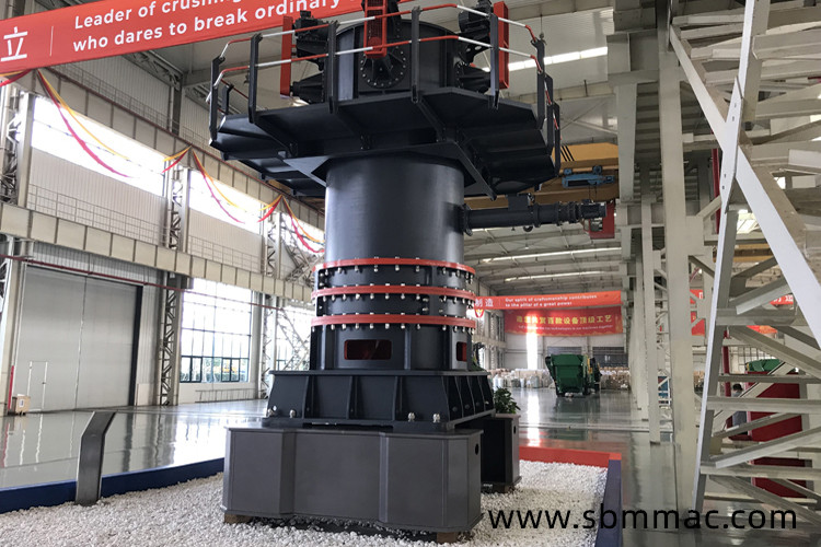 購買800目的超細(xì)硅石粉磨粉機(jī)設(shè)備，選擇世邦集團(tuán)